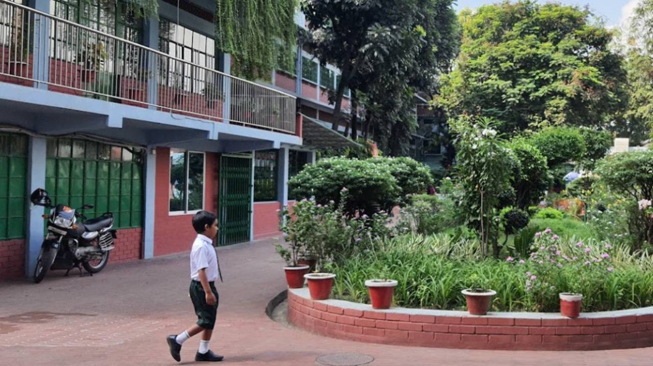 10 Best English Medium Schools in Dhaka (List of 2024)